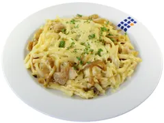 Allgäuer Käsespätzle mit Röstzwiebeln