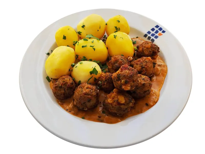 Gemüse-Köttbullar mit Preiselbeerdip